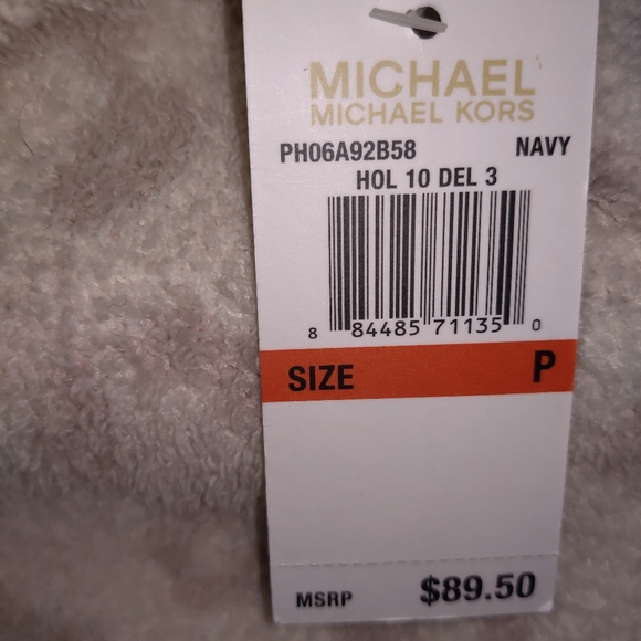 Sweater - Picture 3 of 4